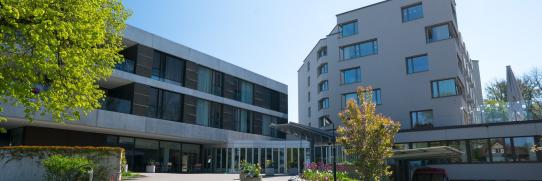 Haupteingang Pflegezentrum Wildbach