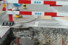 Sperrung der Usterstrasse infolge SBB-Brückensanierung